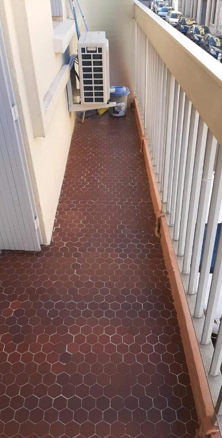 Beau Refait A Neuf Centre Avec Clim Balcon Narbonne
