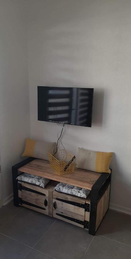 Apartment Beau Refait A Neuf Centre Avec Clim Balcon